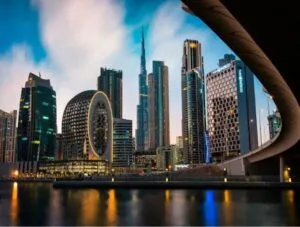 Dubai Walking Tour 100 AED pro Person circa 26 Euro       Eine 3 stündige Führung